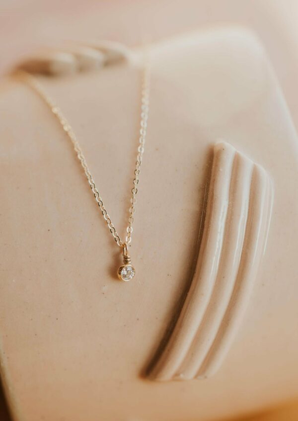 FAVE_solitaire-necklace-07