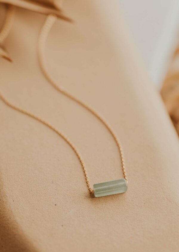 Gemma-Necklace-Seafoam3_1